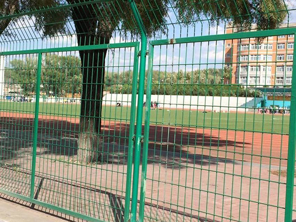 圈地護欄網(wǎng)圖片2
